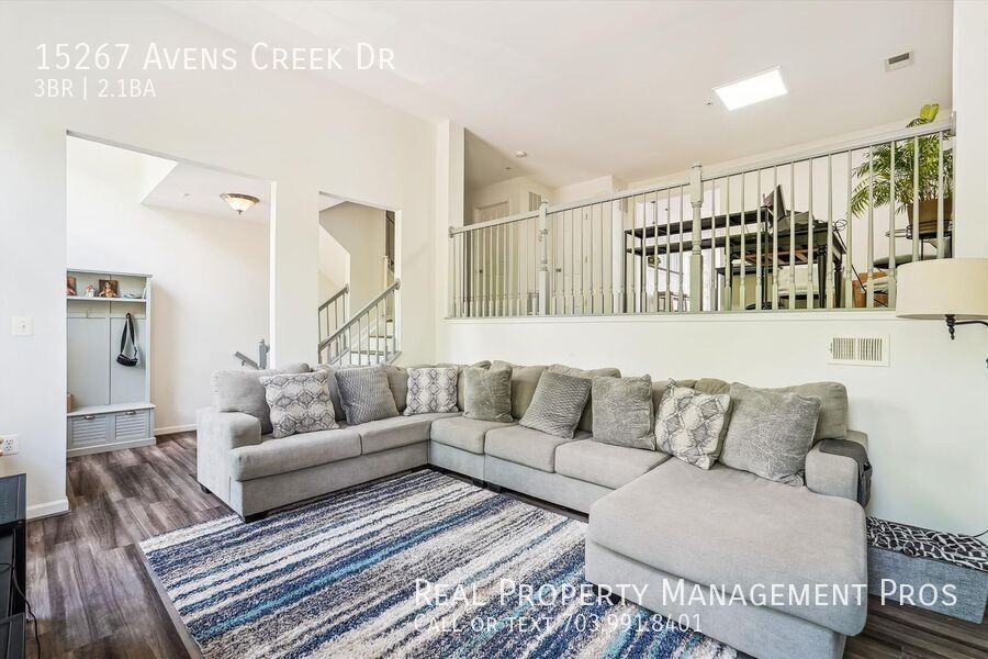 15267 Avens Creek Dr - Photo 3 of 20