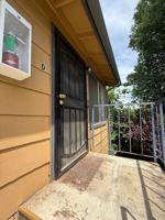 featured image of 624 N Encina St