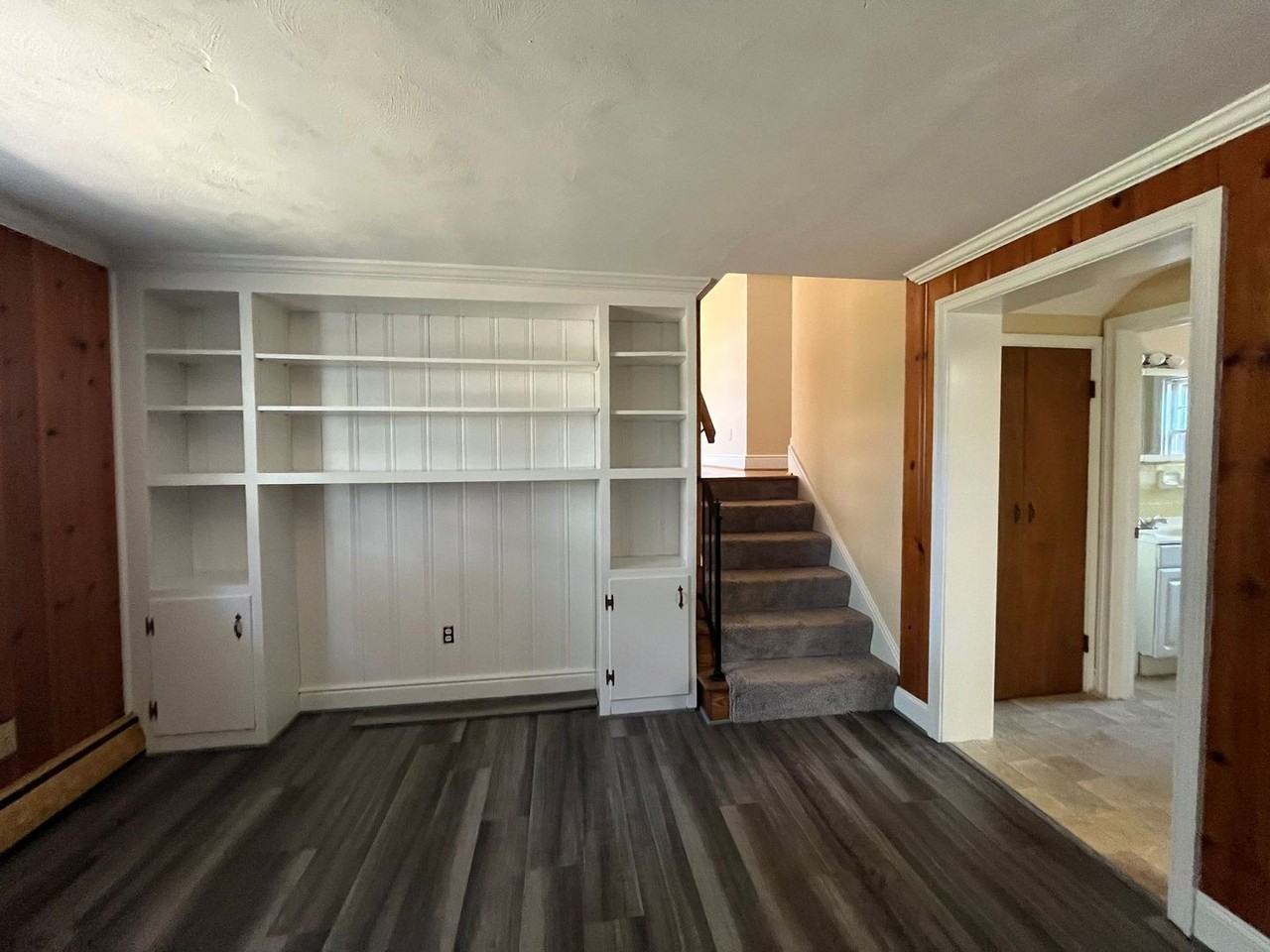 9301 Newhall Rd - Photo 7 of 18