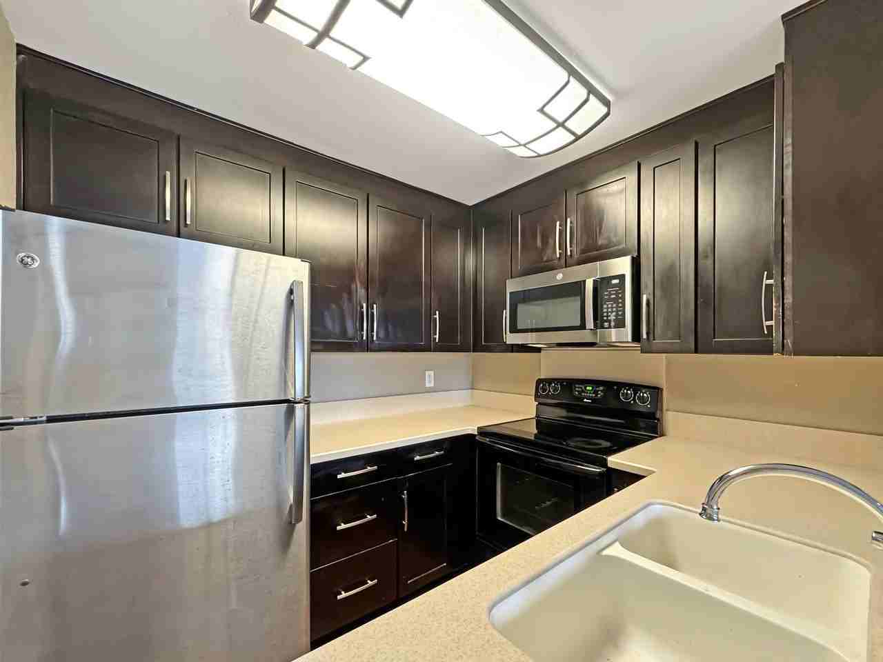 3550 Lebon Dr - Photo 5 of 15