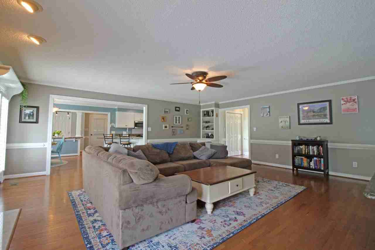 103 Carolina Wren Cir - Photo 7 of 42