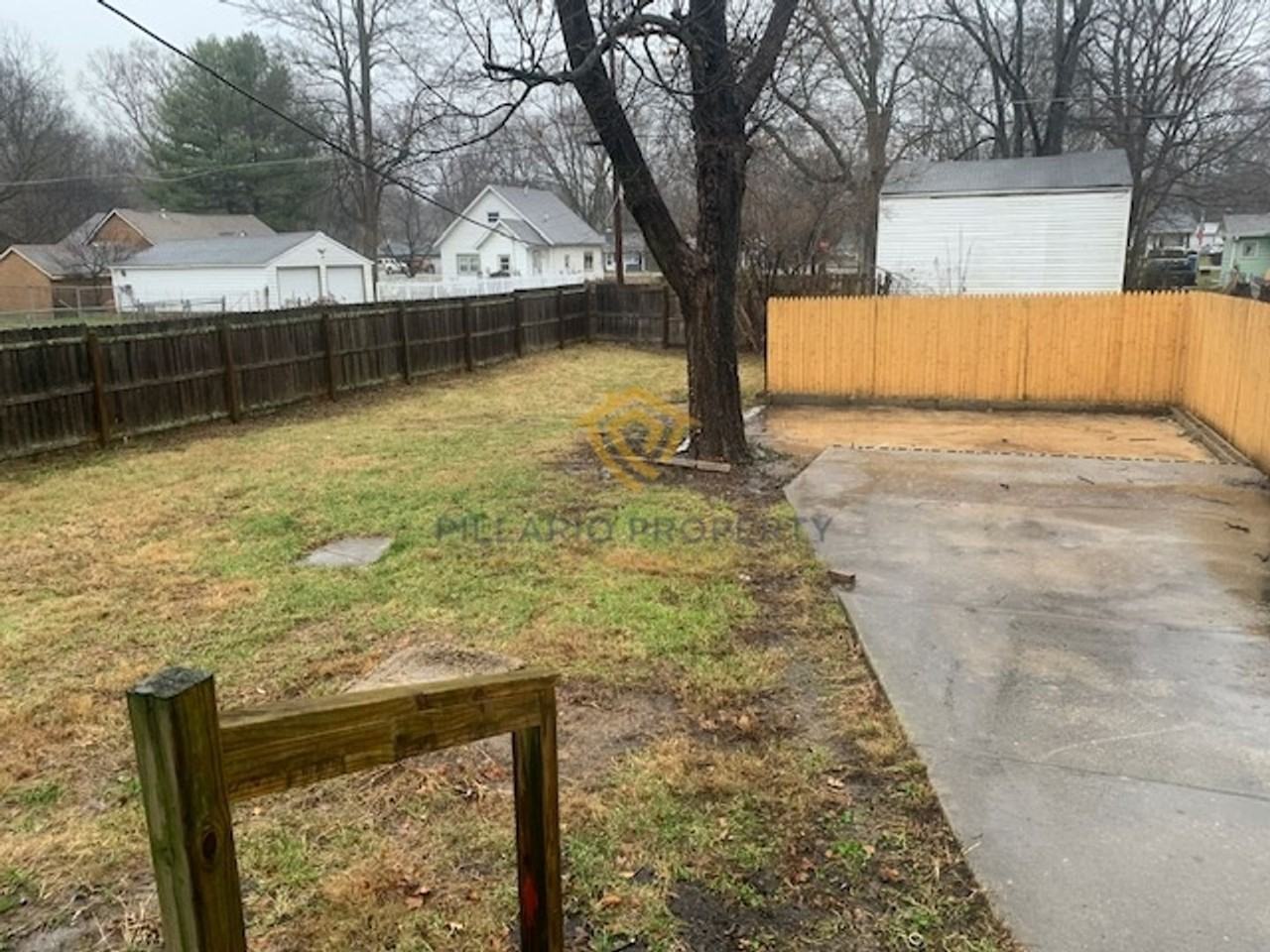 1702 E 73rd St - Photo 3 of 27