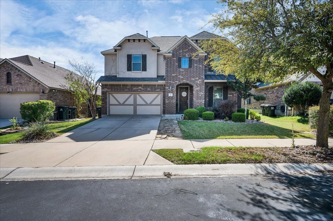 111 Tascate St - Photo 2 of 45
