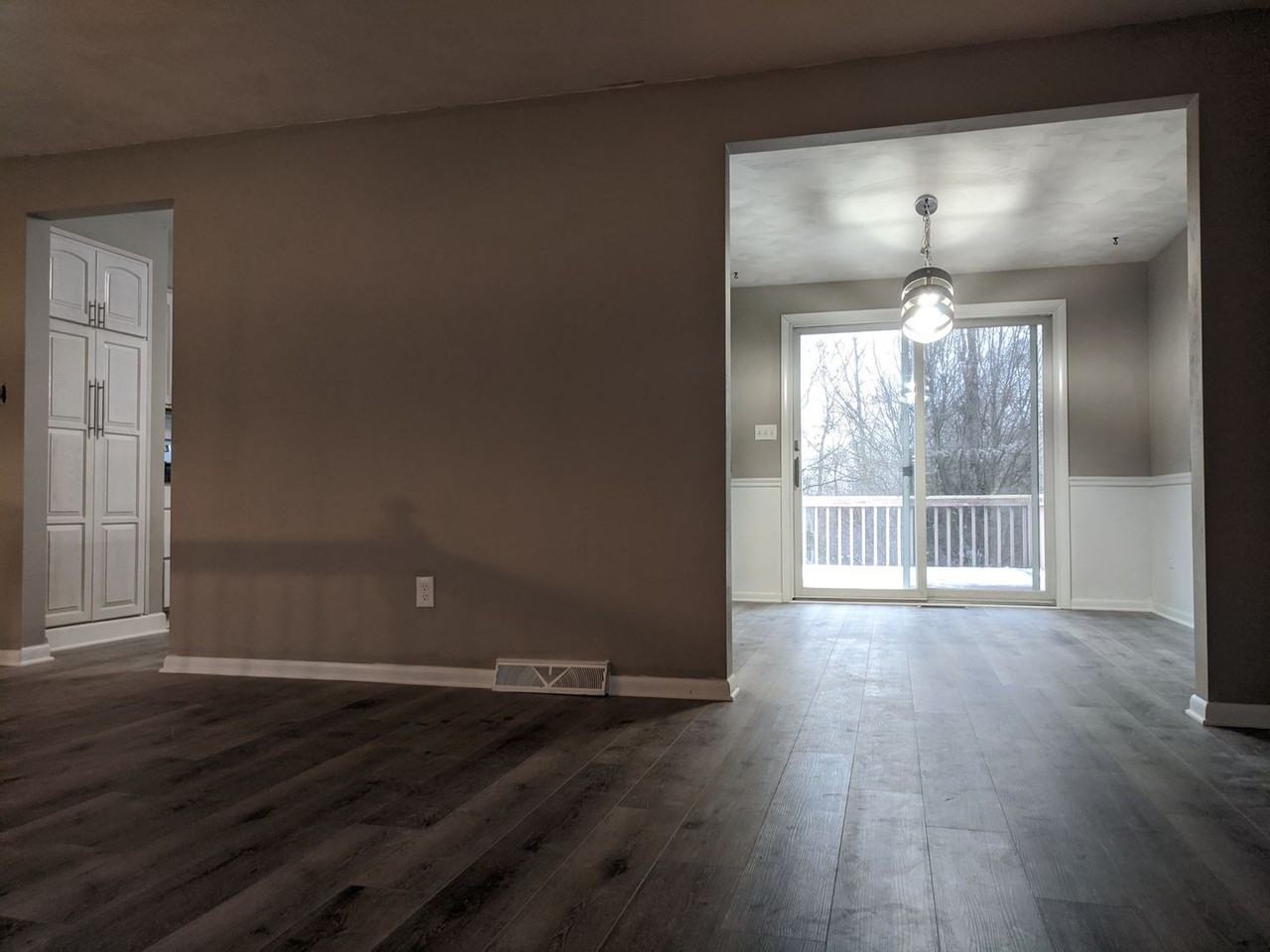 102 Fulton Rd - Photo 4 of 50