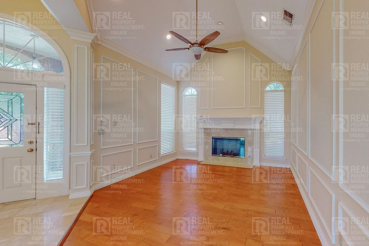 779 Pelican Ln - Photo 6 of 45