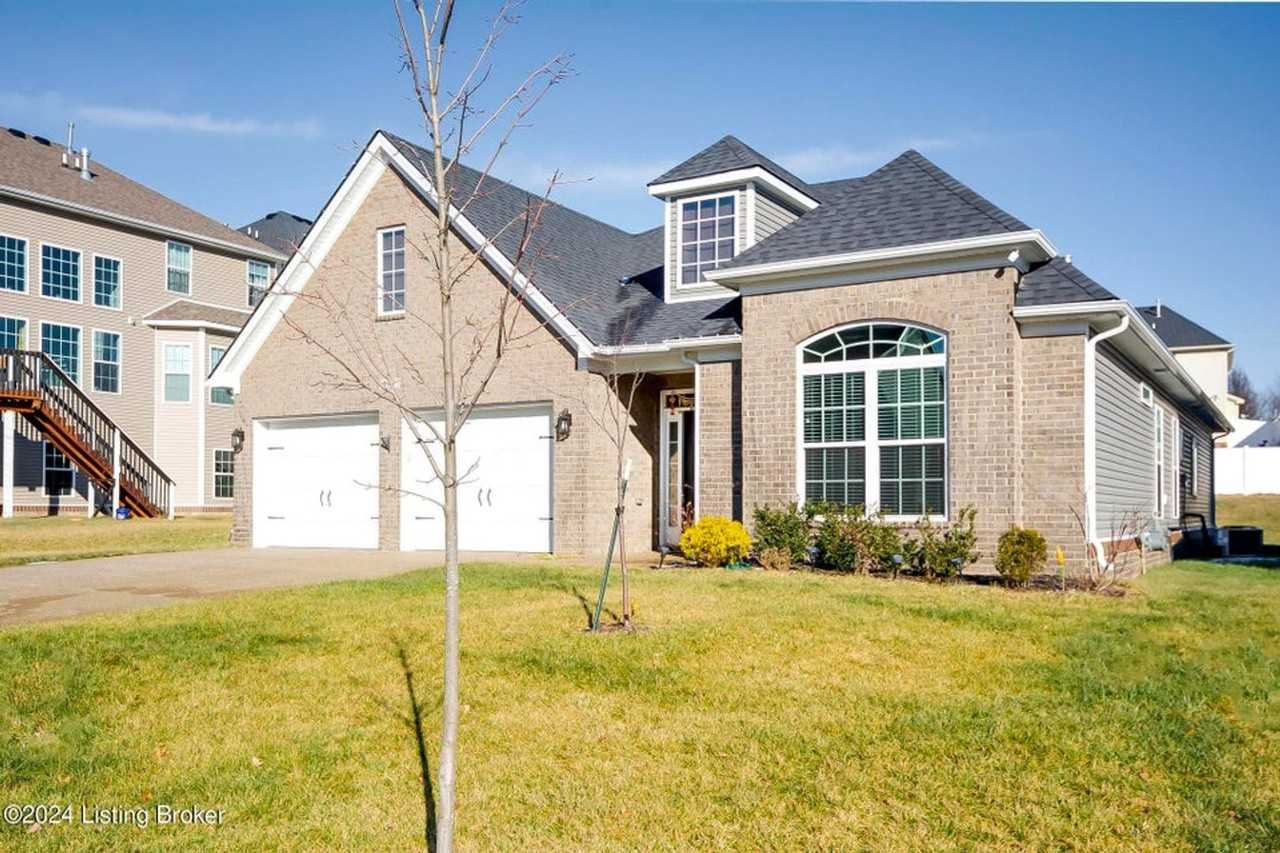 107 Irondale Ct - Photo 2 of 50