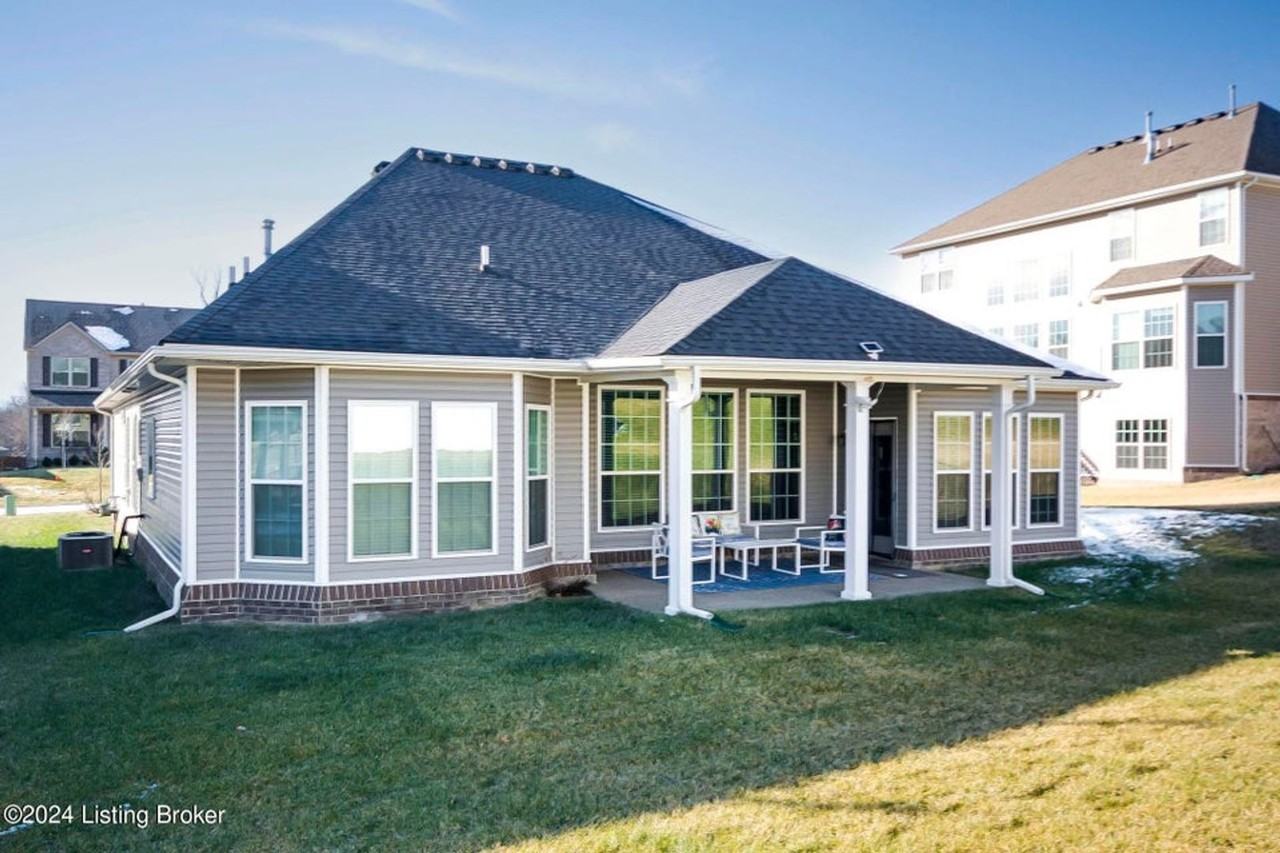 107 Irondale Ct - Photo 3 of 50