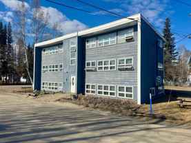 Charming 1 Bedroom/1 Bath in Fairbanks, electric only! - Photo 1 of 1