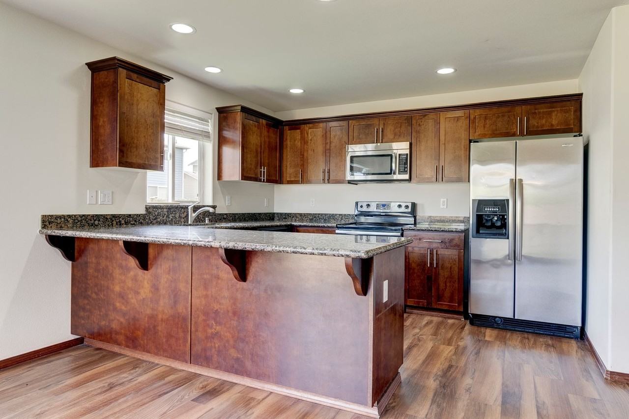 2555 Sw Navigator Loop - Photo 2 of 21