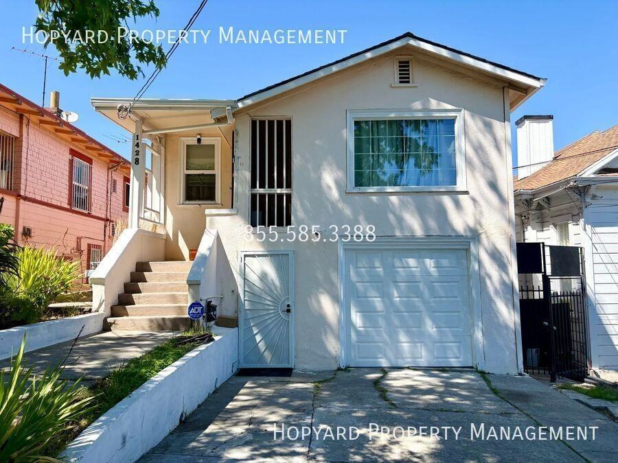 1430 E 32nd St - Photo 2 of 10