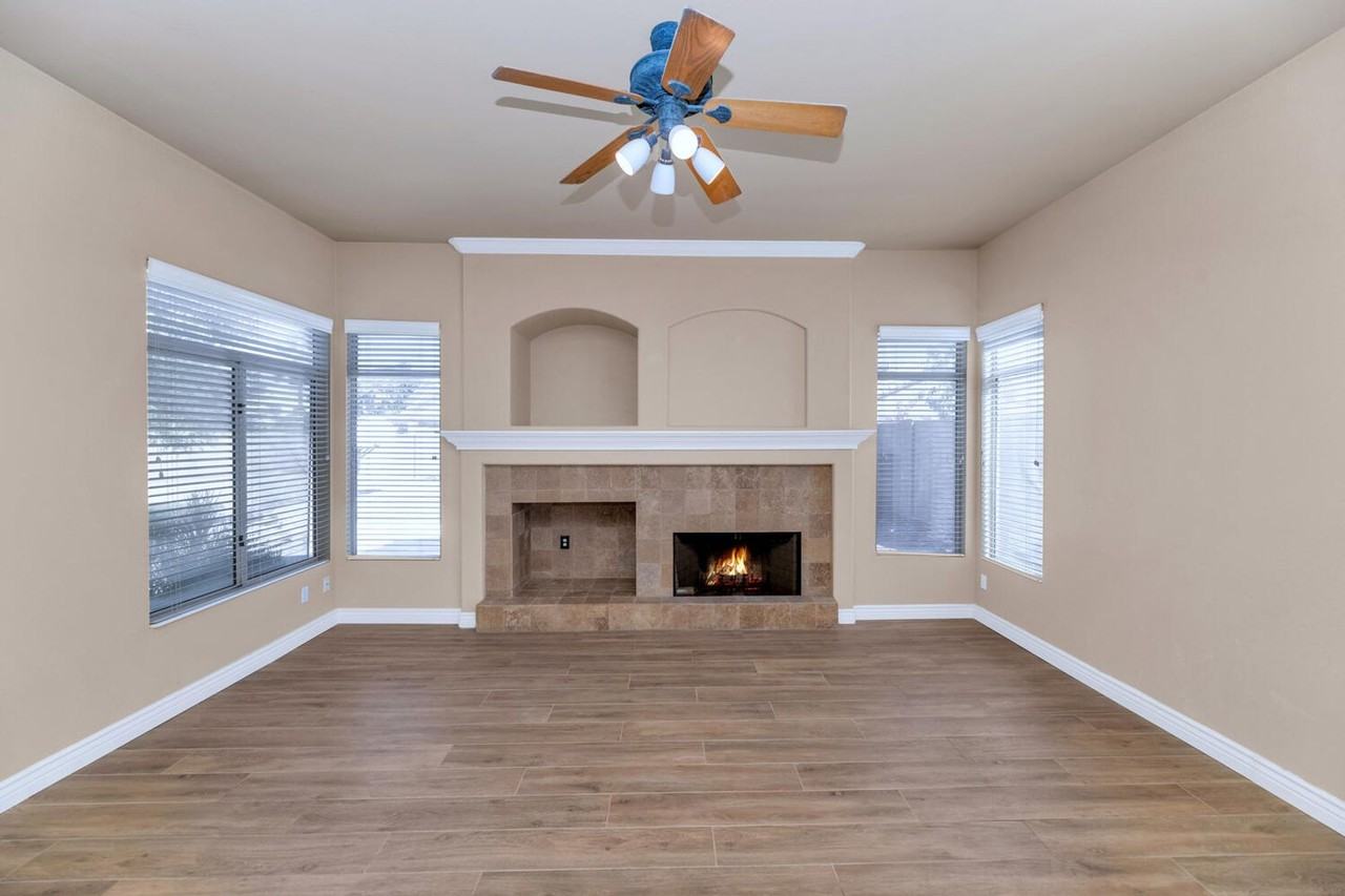 3382 W Harrison St - Photo 5 of 22