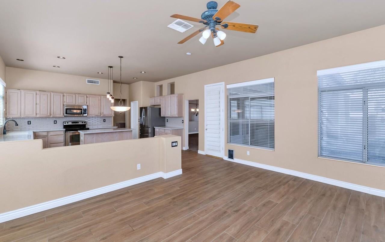 3382 W Harrison St - Photo 6 of 22