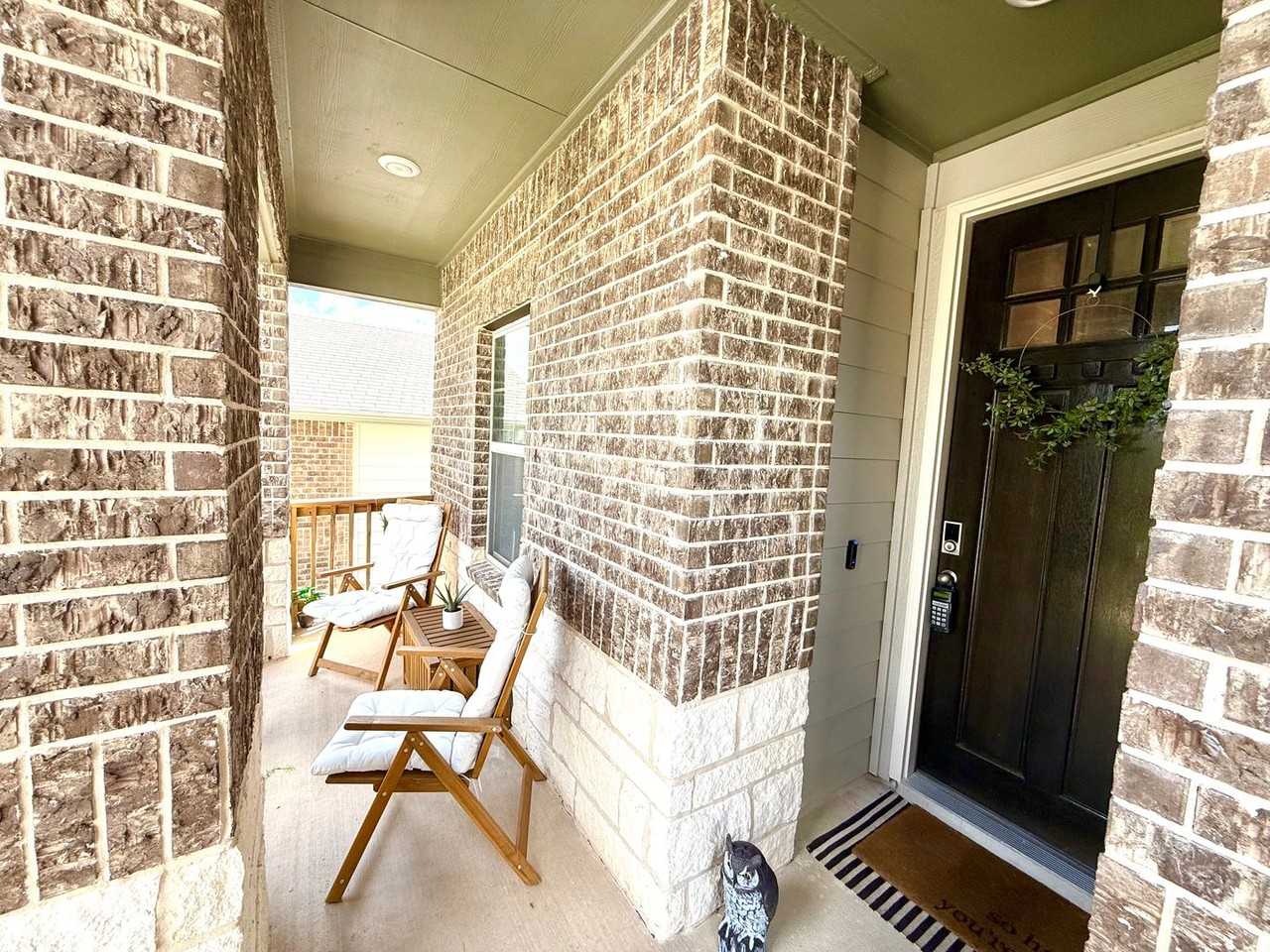 320 Goodfella Ave - Photo 3 of 46