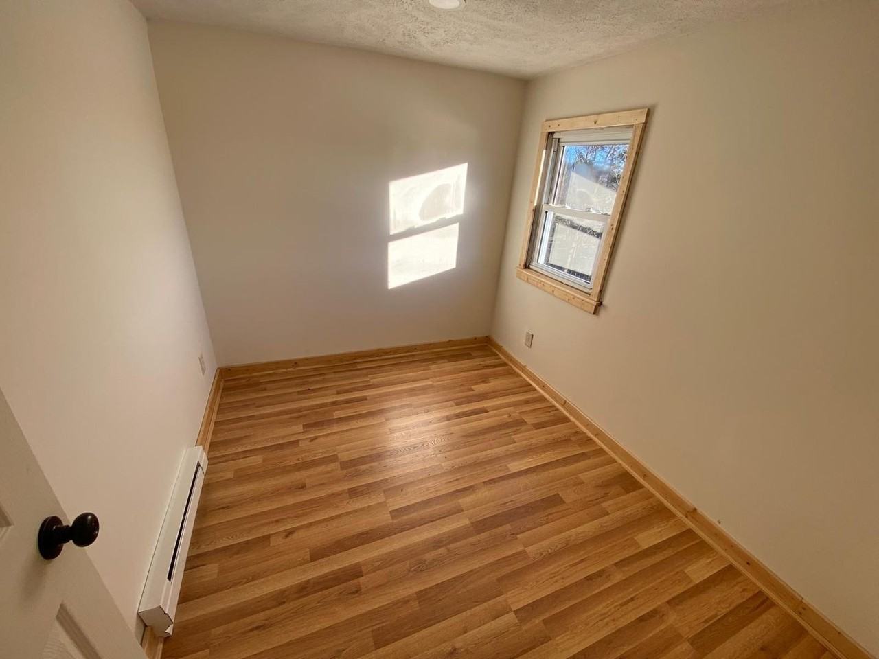 252 Wilcox Dr - Photo 7 of 11