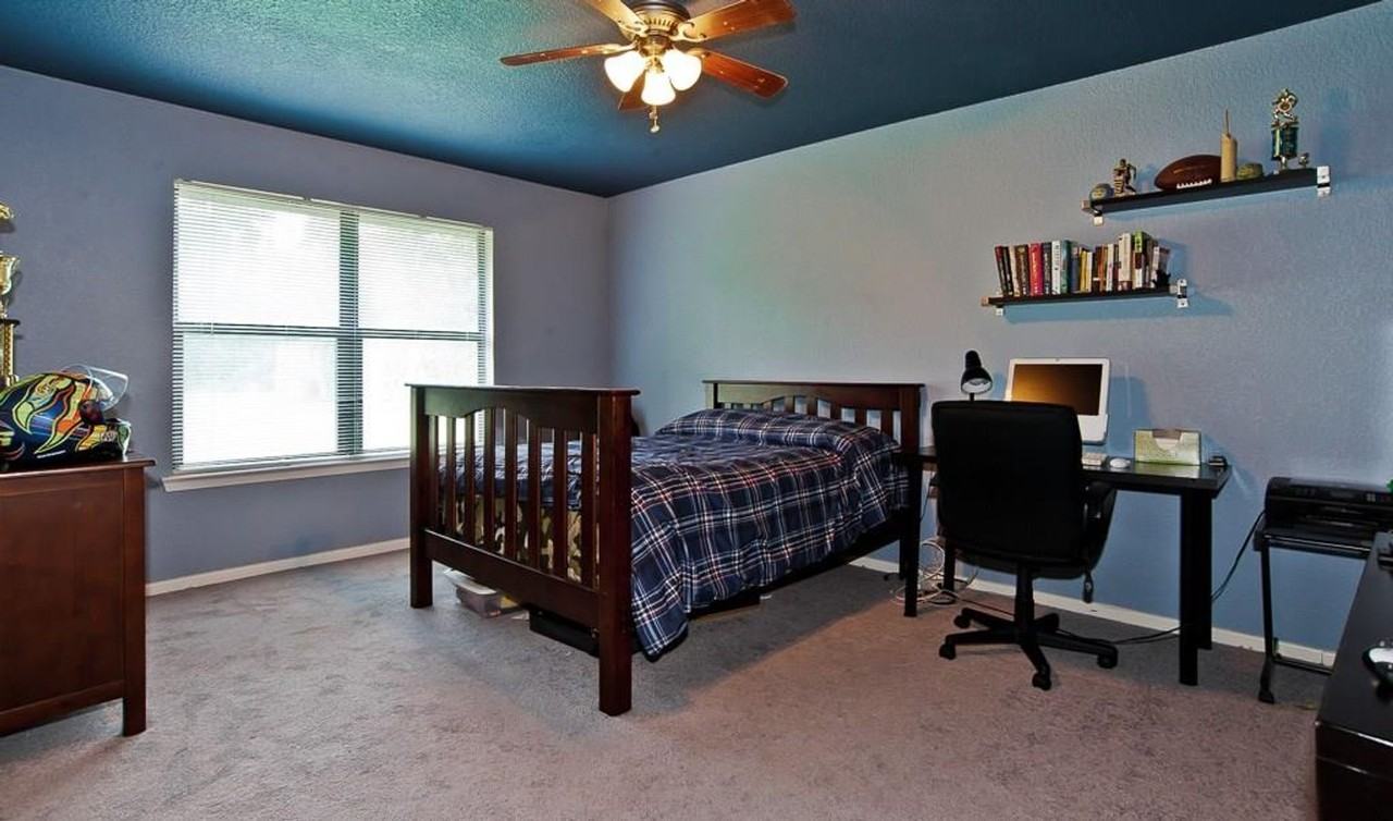 4309 Westdale Dr - Photo 3 of 15