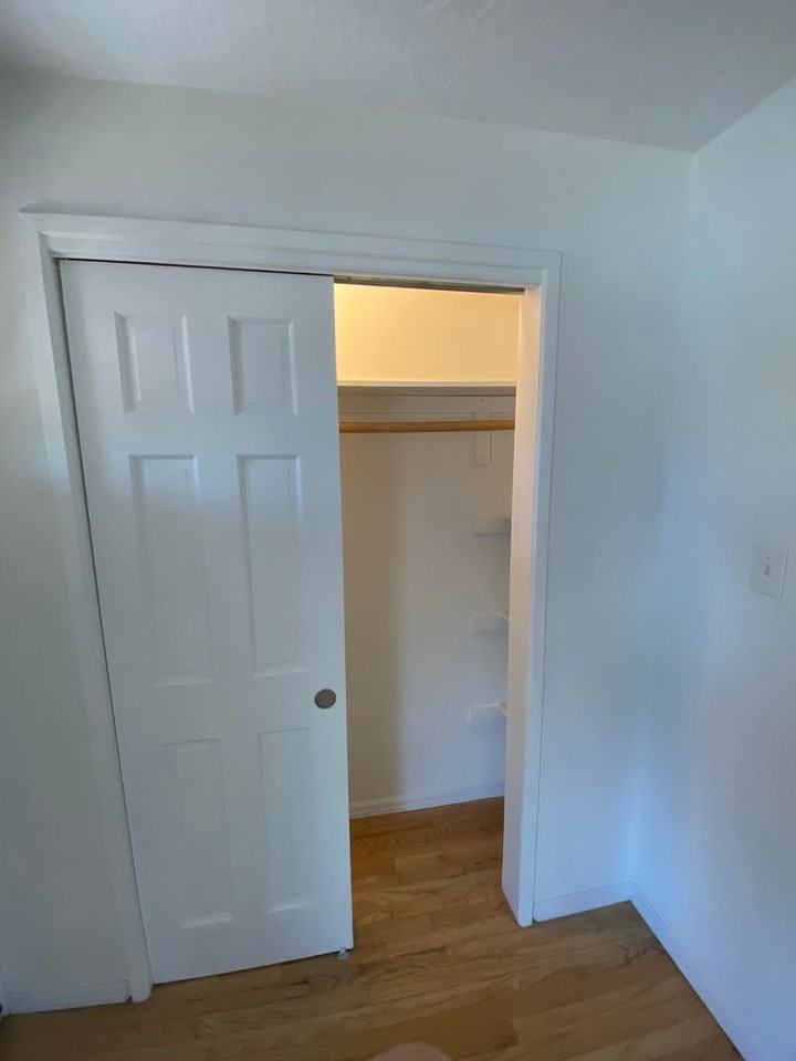 209 Hermosa Dr Se - Photo 3 of 41