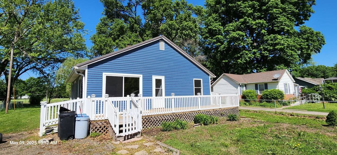 308 Main St - Photo 2 of 22