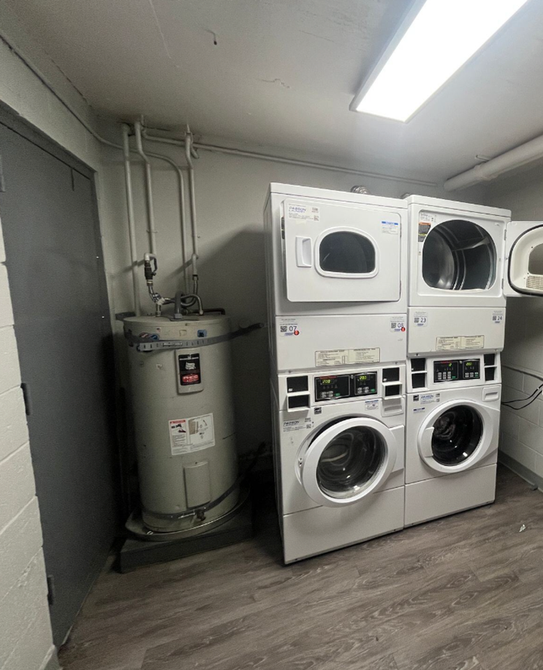 312 S. Willaman Drive - Photo 4 of 7