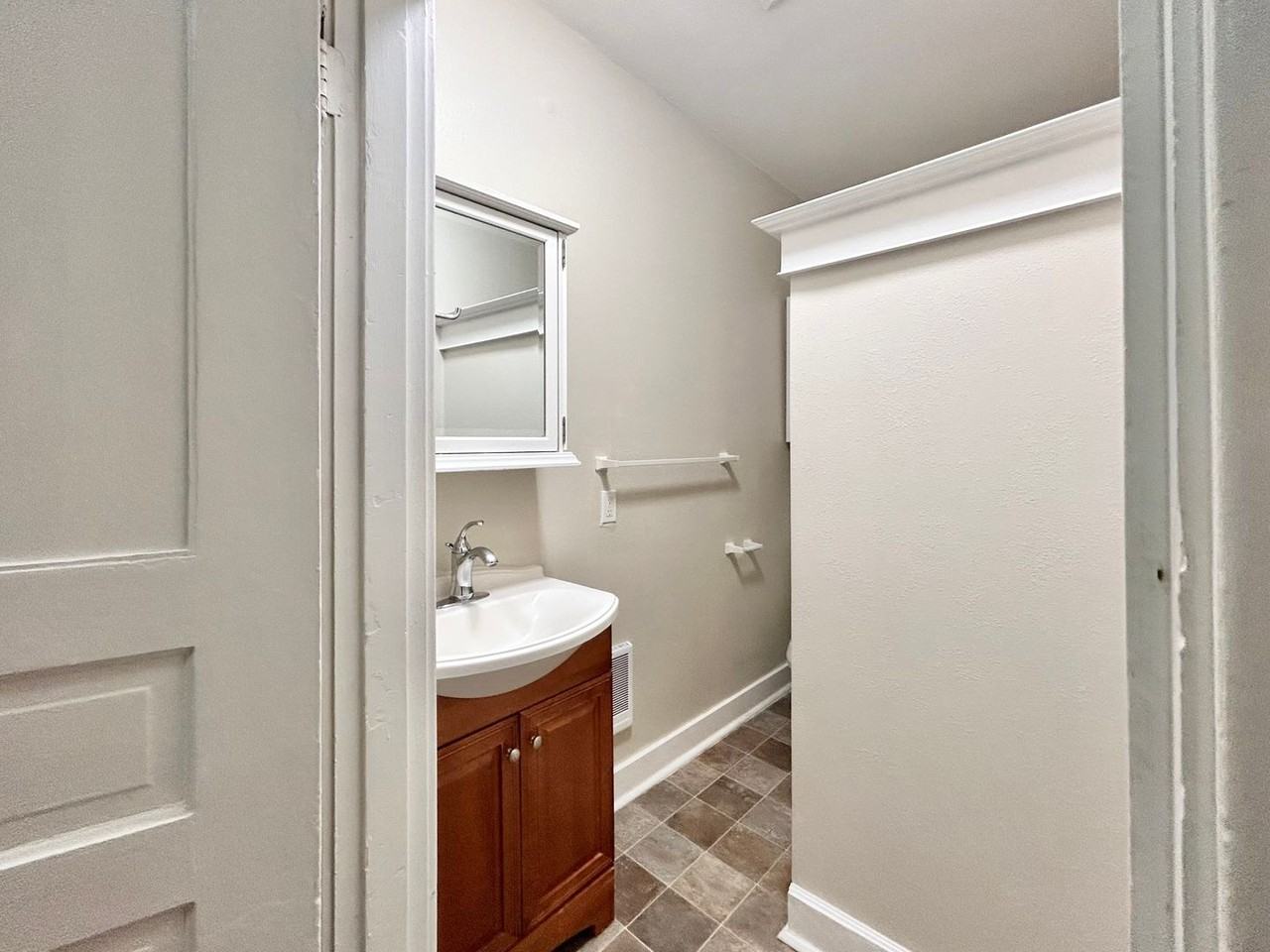 Dover Apartments - Photo 5 of 19