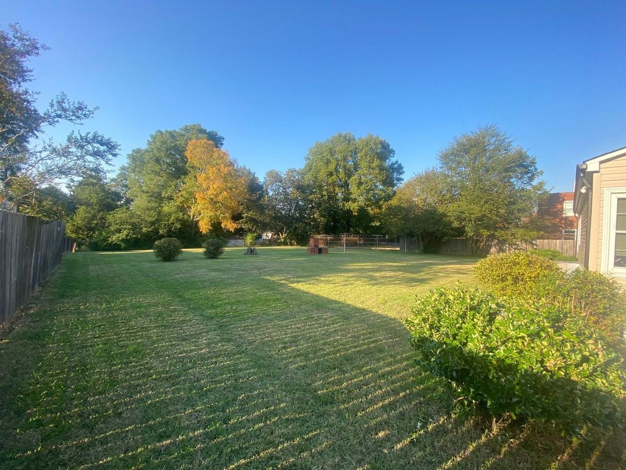 406 Winecoff School Rd - Photo 3 of 18