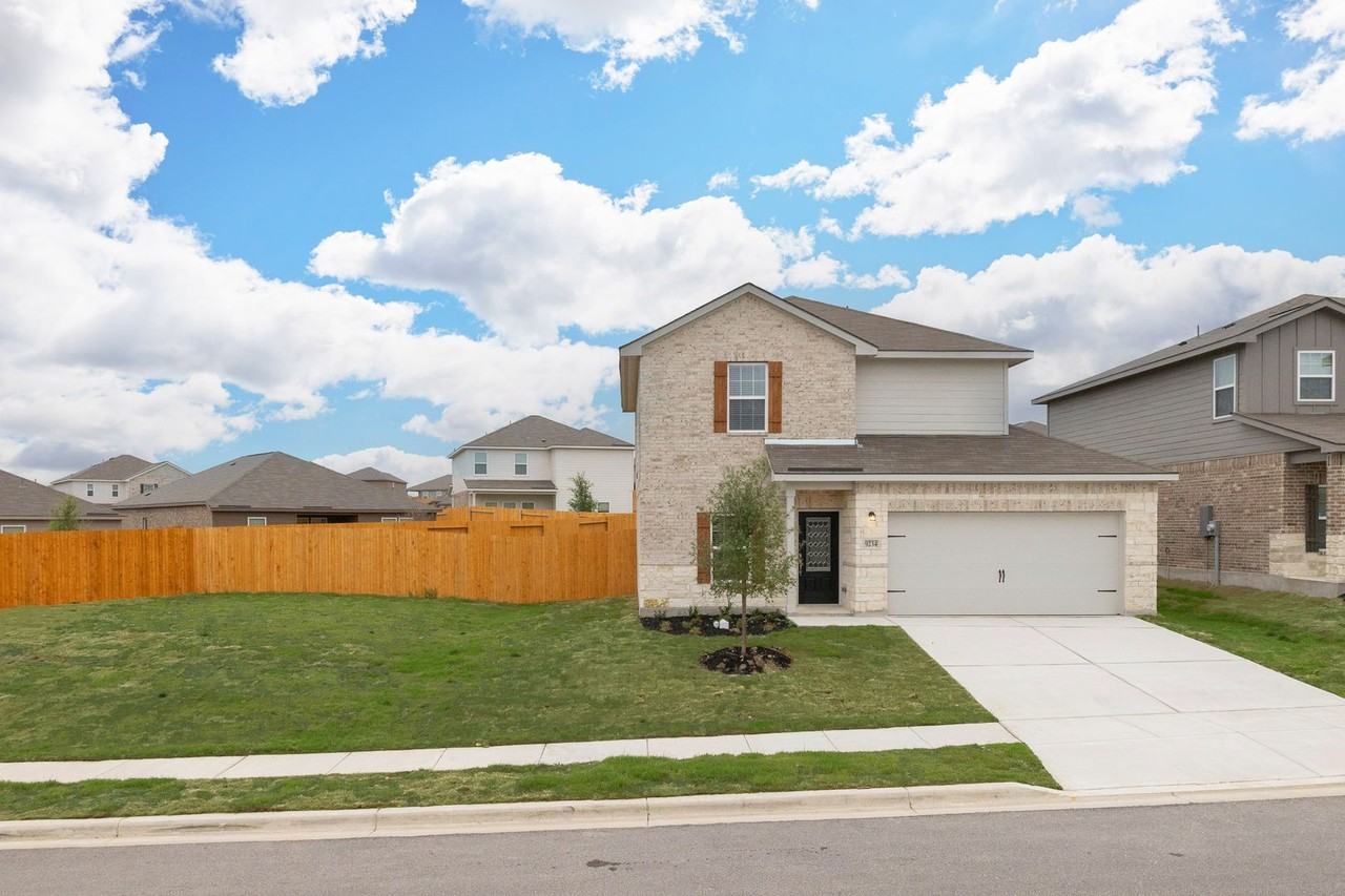 9234 Foxing Blfs - Photo 2 of 18