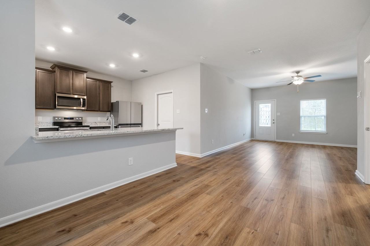 9234 Foxing Blfs - Photo 6 of 18