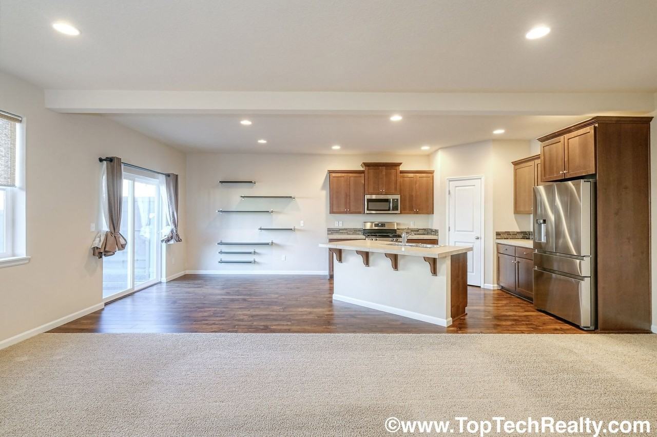 16871 Nw Anita St - Photo 7 of 25
