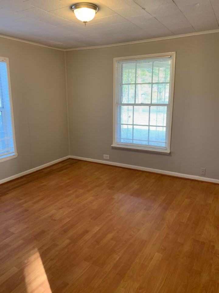 1050 Dubois Street - Photo 6 of 6