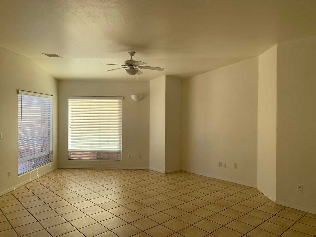 4964 E Catalina Ct - Photo 3 of 17