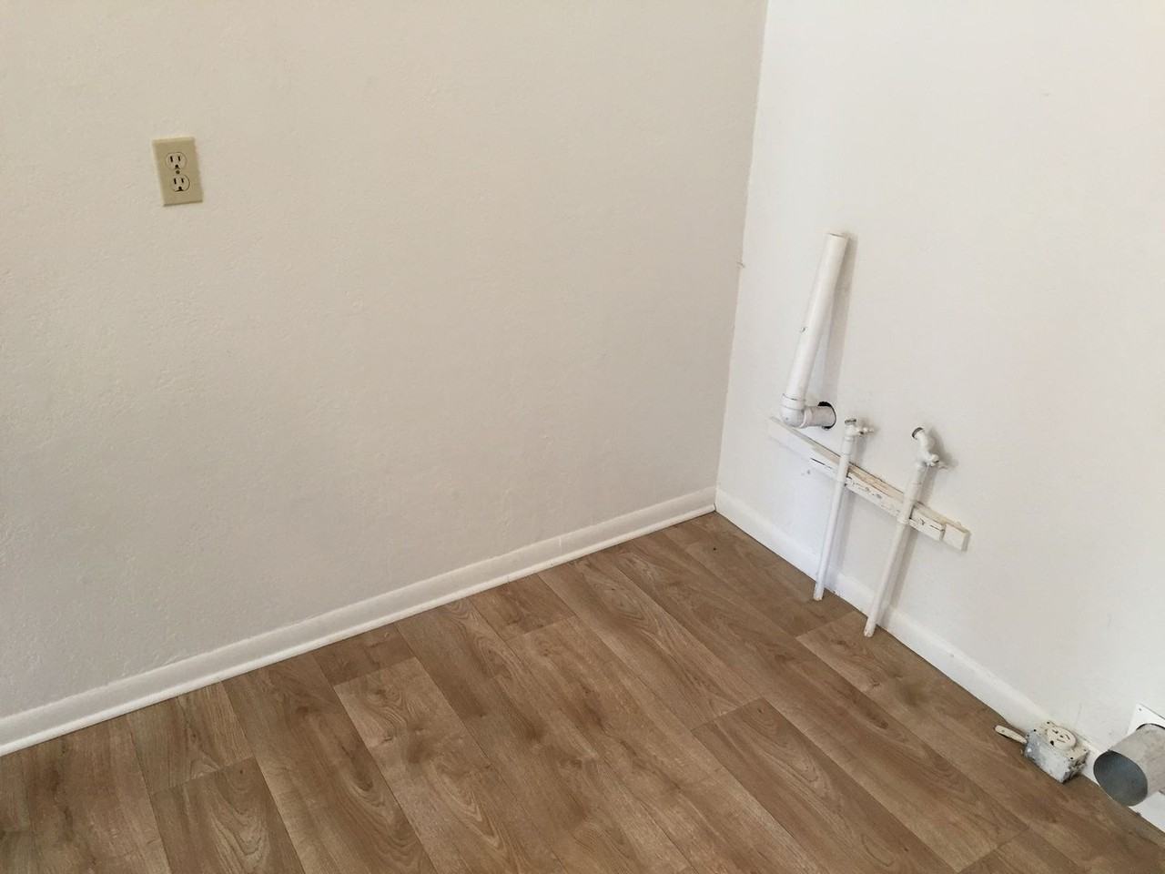 1011 Sw Isham St - Photo 5 of 10