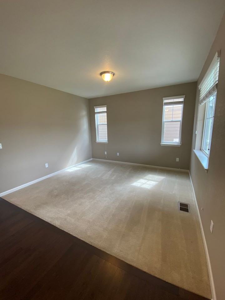 358 Taurus Dr - Photo 3 of 34