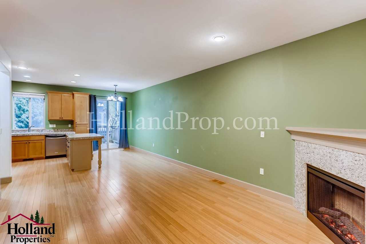 1982 Ne 49th Way - Photo 5 of 29