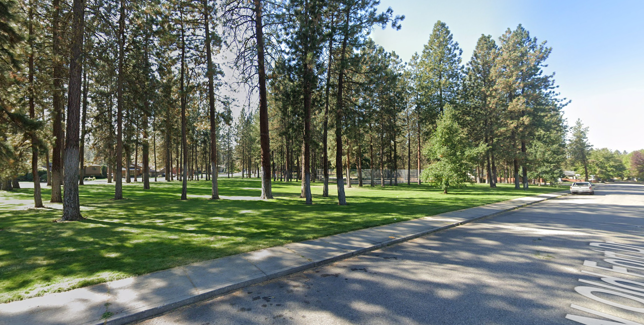 6934 N Old Fort Dr - Photo 3 of 47