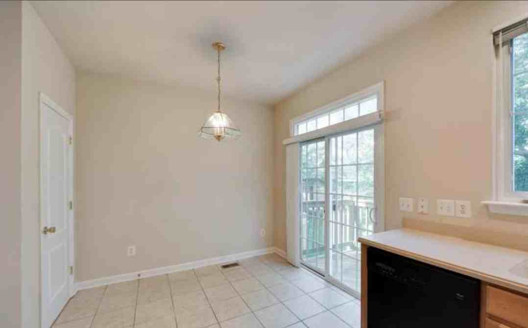 8026 Pennington Dr #8026 - Photo 6 of 8