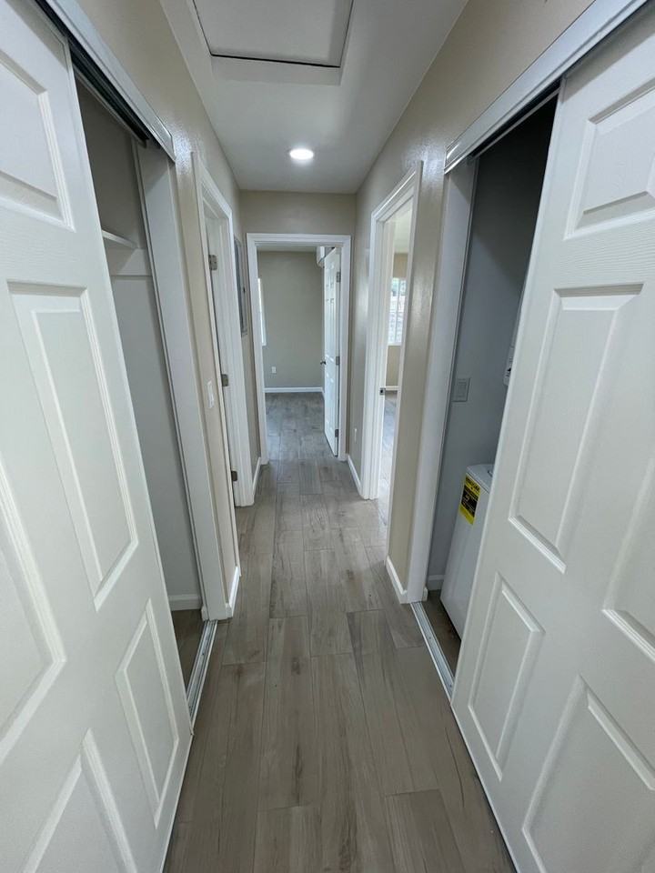 5805 Bee Jay St - Photo 3 of 7