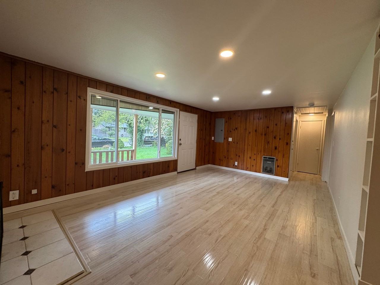 22901 59th Ave W - Photo 2 of 17