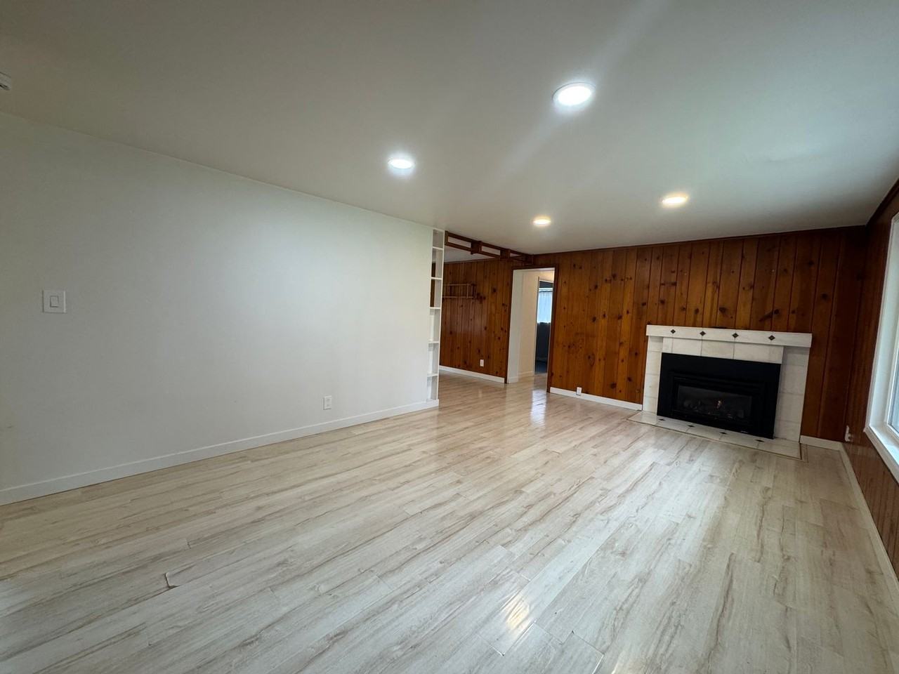 22901 59th Ave W - Photo 3 of 17