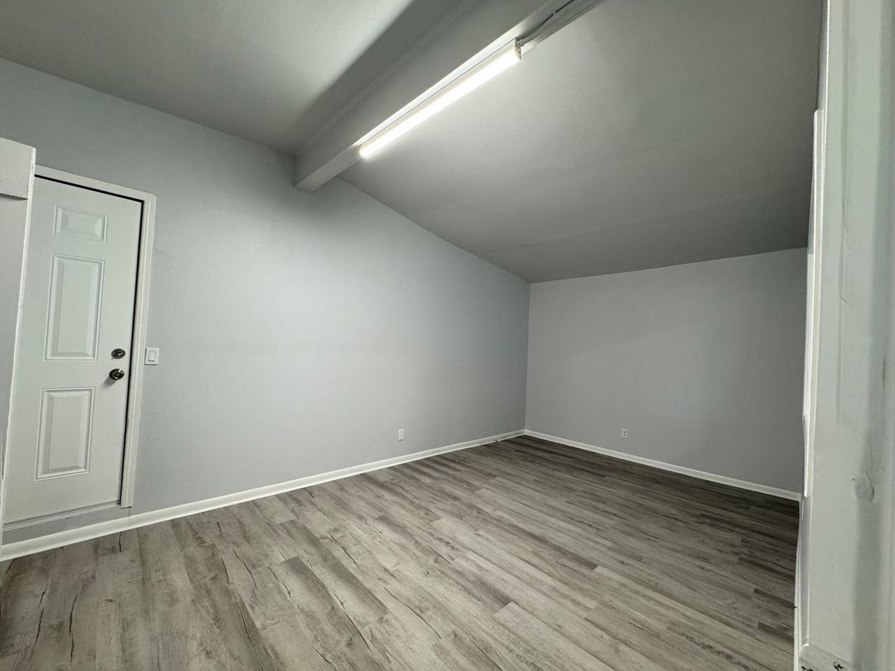 244 E 54th St - Photo 5 of 8