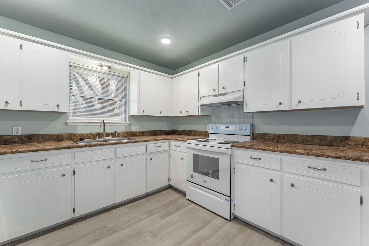 2201 Se 15th St - Photo 6 of 22
