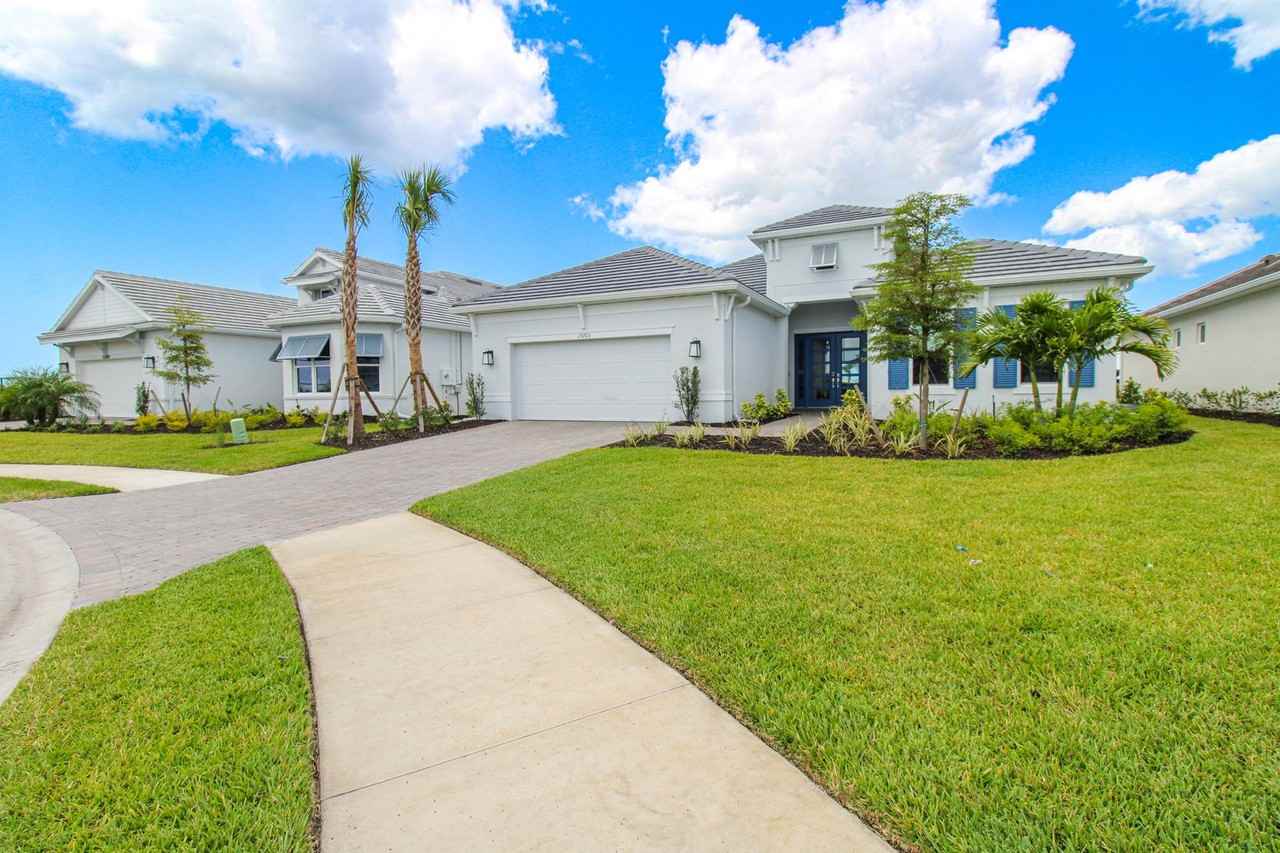 15765 Cortina St - Photo 6 of 50