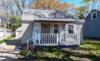 1874 Manor Dr - Photo 1 of 1