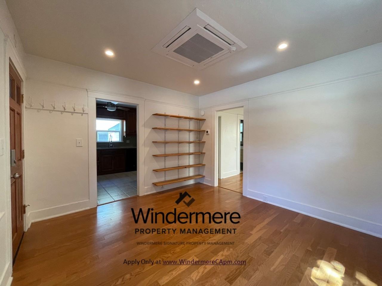1613 Caramay Way - Photo 3 of 16