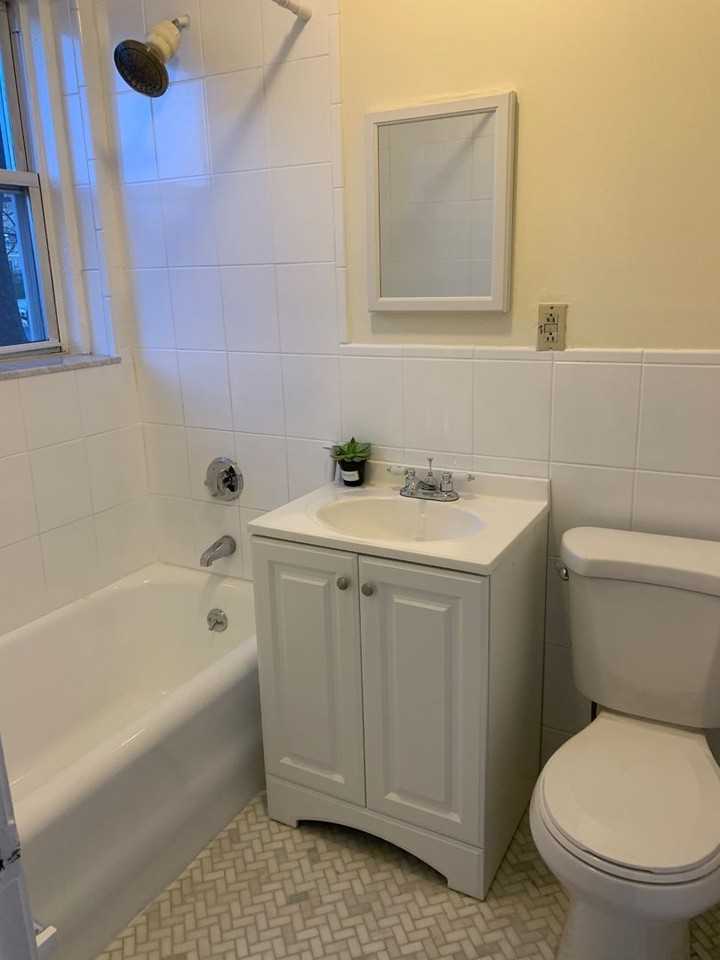 1605 Commonwealth Ave - Photo 6 of 6