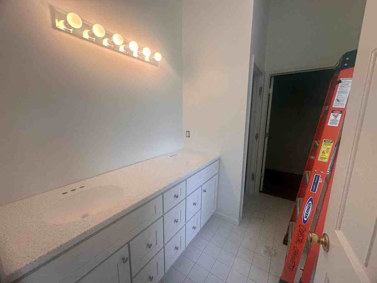 4008 Caesar Ct - Photo 3 of 14