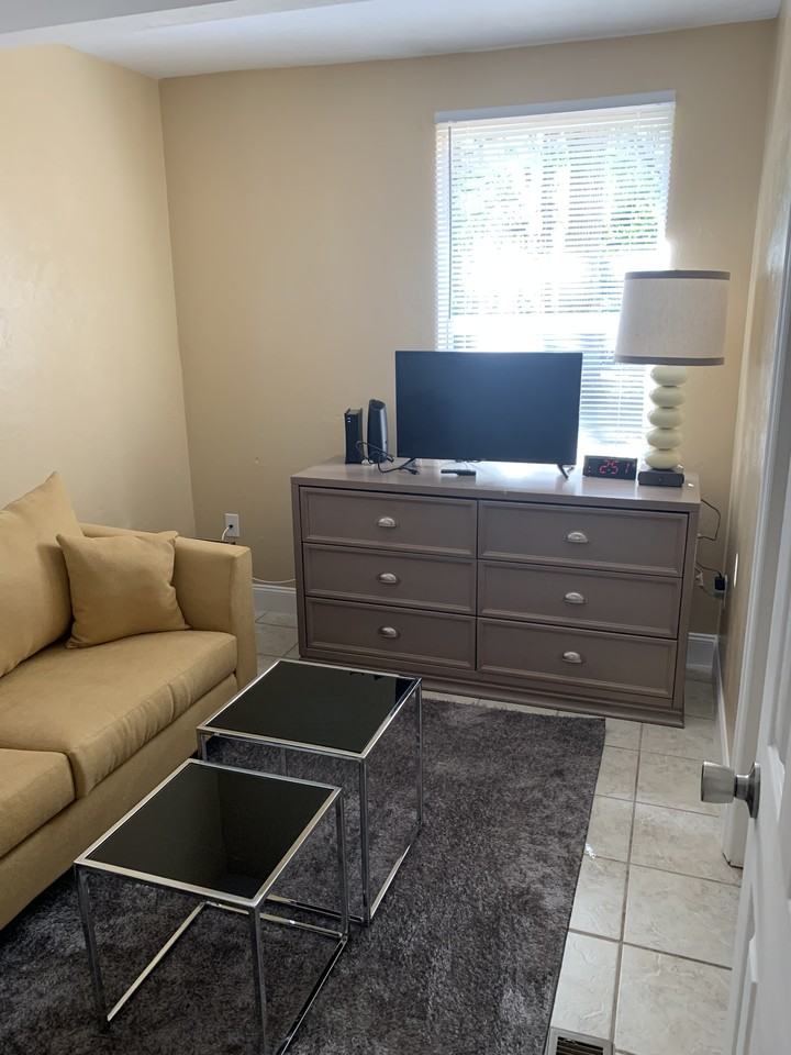 1612 Montgomery Ave #NA - Photo 7 of 23