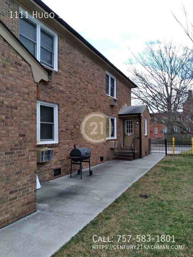 1111 Hugo Street-Unit F - Photo 2 of 9