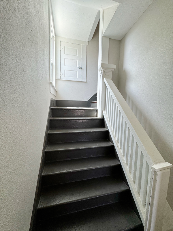 438 Pruitt Ave #2 - Photo 4 of 15