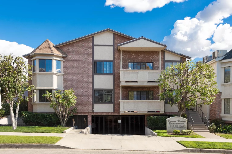 476 E Cypress Ave #G - Photo 2 of 14