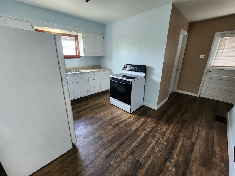 410 Pike St #2 - Photo 3 of 19