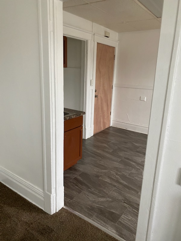 1735 S Muskego Ave #4 - Photo 3 of 10